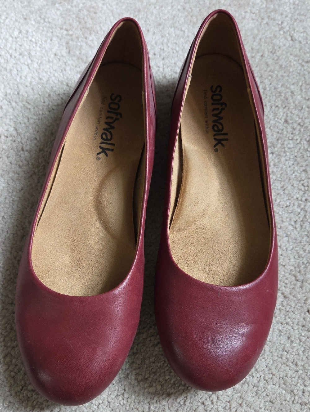 Like New SoftWalk Burgundy Round-Toe Comfort Flats